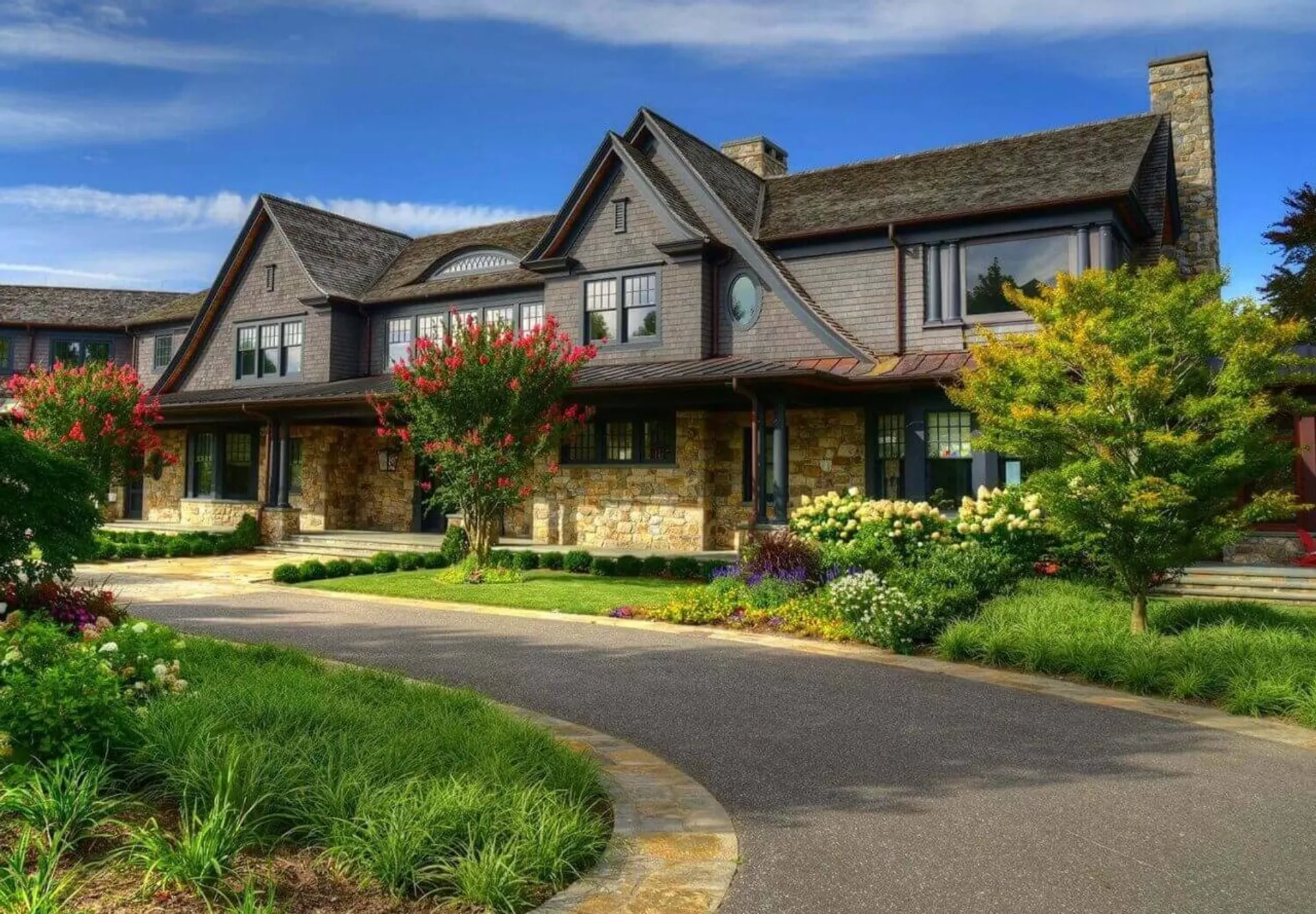 Organically Green headquarters with beautiful planted flowers